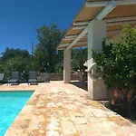 Trullo Felice Ferienhaus *